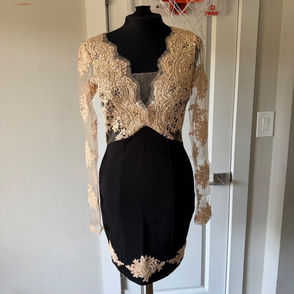 Cocktail Dress Sz S Womens Beaded Lace Long Sleeve Black V-Neck Bodycon Mini